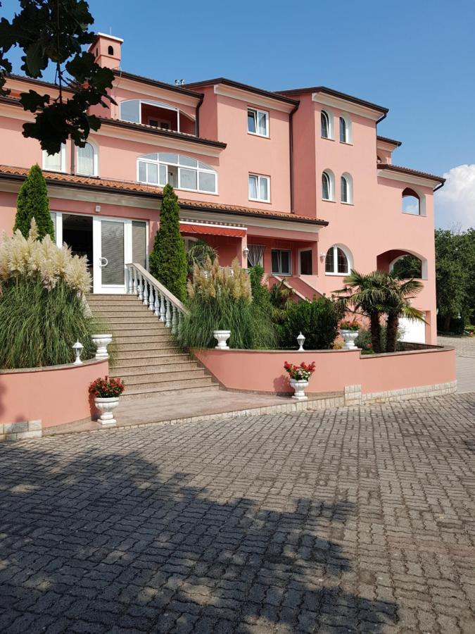 Villa Chiara Крница Экстерьер фото