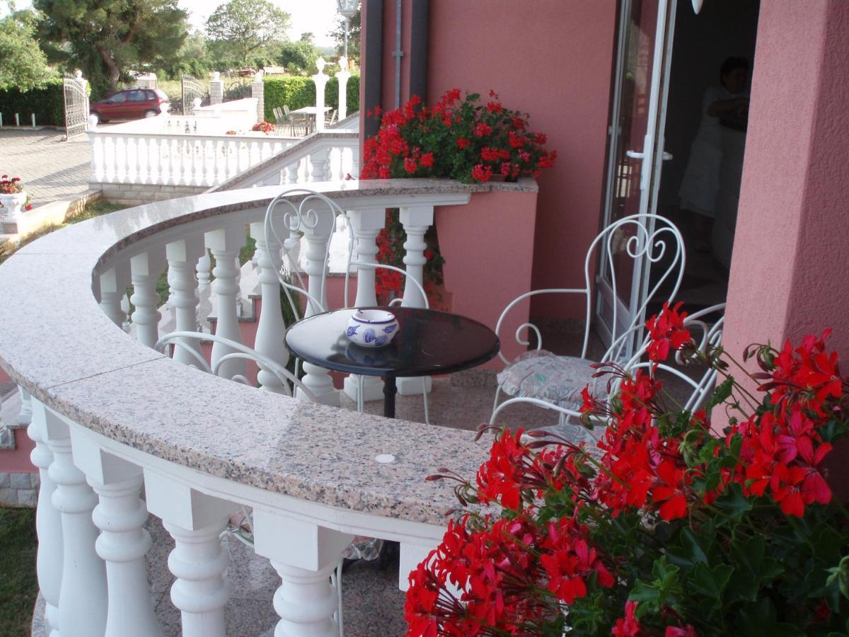 Villa Chiara Крница Экстерьер фото