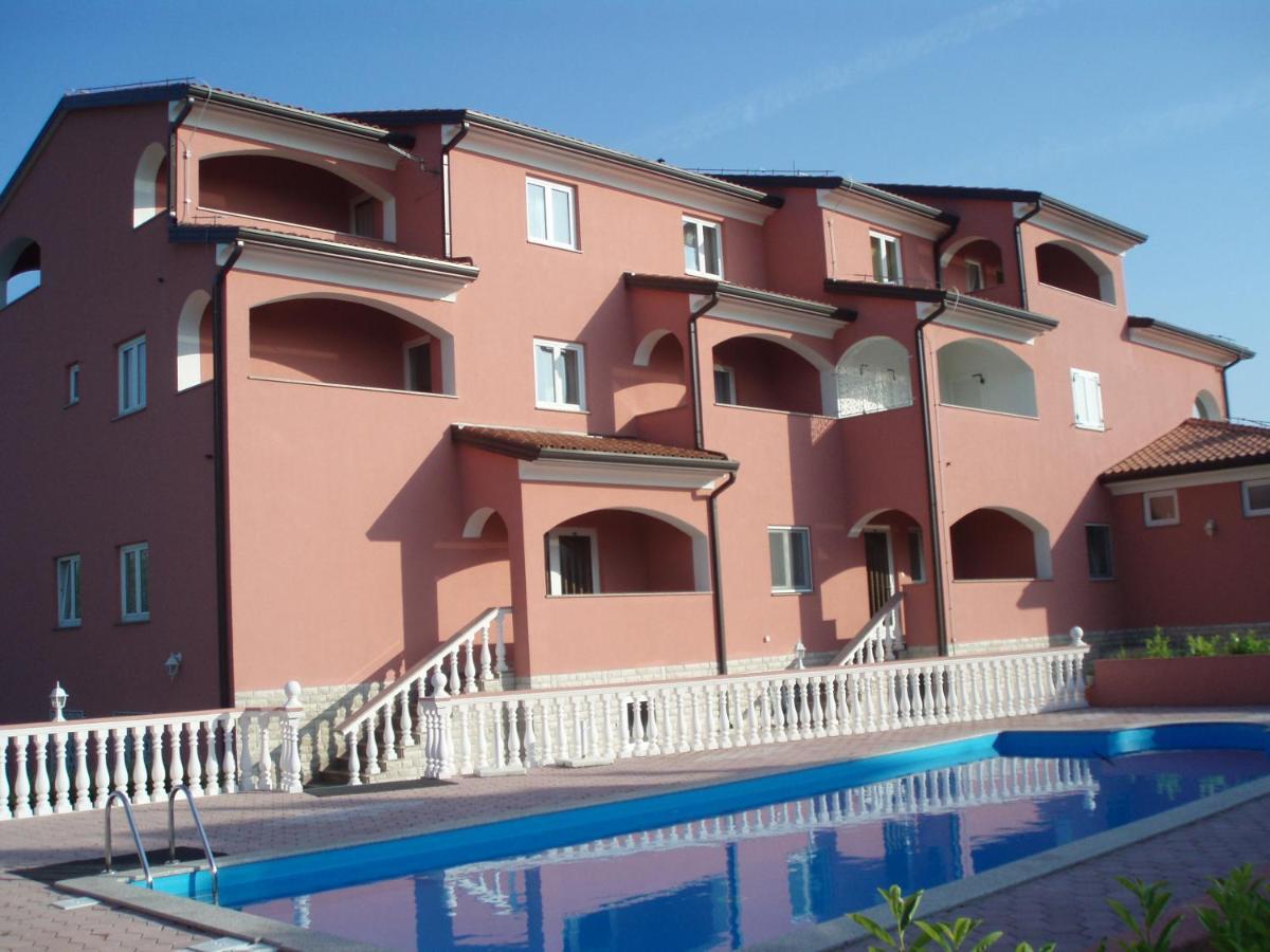 Villa Chiara Крница Экстерьер фото